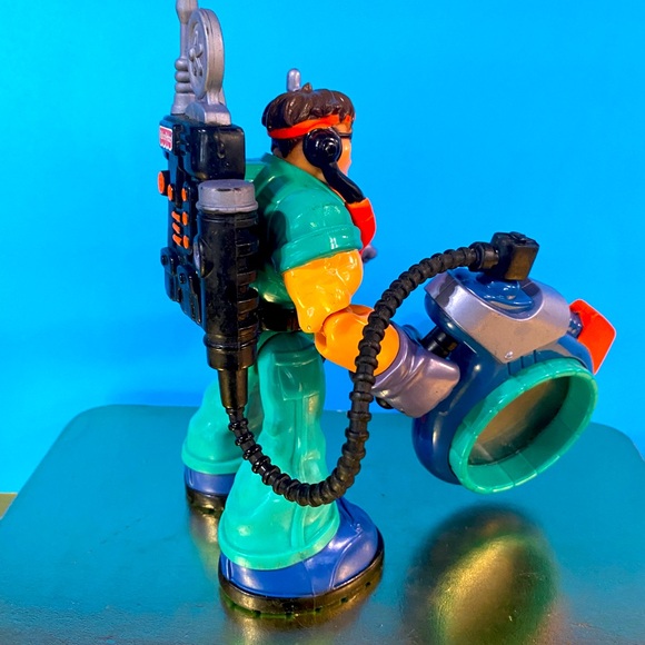 FISHER -PRICE RESUE HEROES OPTIC FORCE MATT MEDIC Action Figure MATTEL 7” - Picture 4 of 9